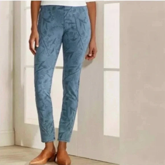 SOFT SURROUNDINGS | Women’s Leaf Print 5 Pocket Pull On Denim Leggings Size PL - Picture 2 of 7
